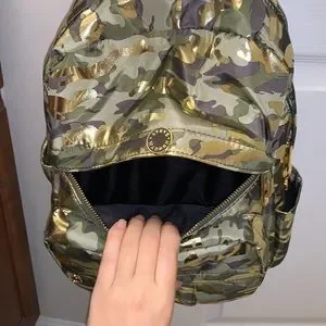 Steve Madden Camouflage Gold Women\'s Backpack NWT! Steve Madden Camo Backpack Olive Green & Metallic Gold  main image 3